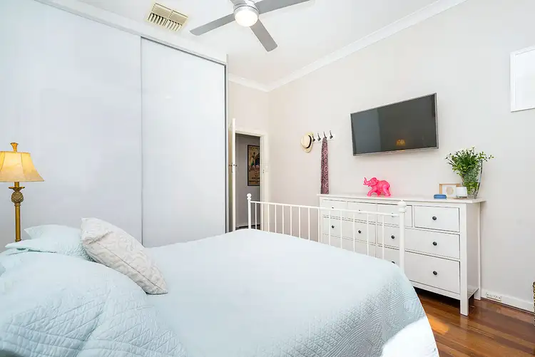 Fifth view of Homely house listing, 210 Wilding Street, Doubleview WA 6018