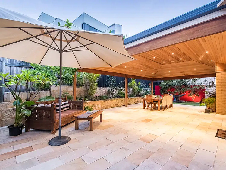 10 Keans Avenue, Sorrento WA 6020