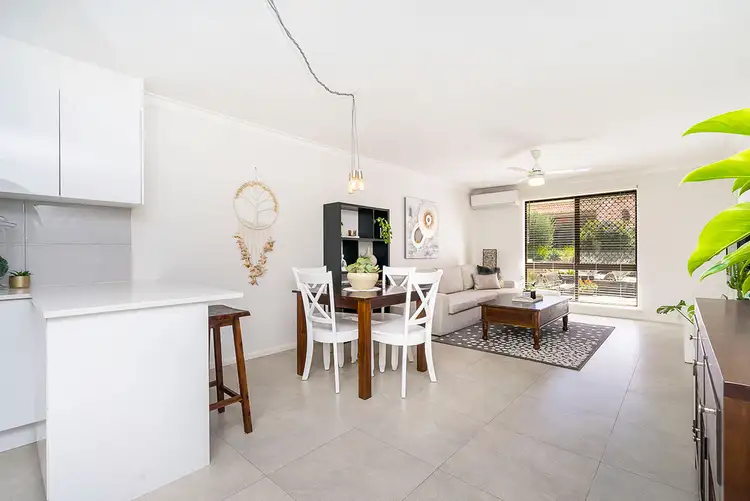 Fourth view of Homely villa listing, 2/9 Dover Road, Scarborough WA 6019