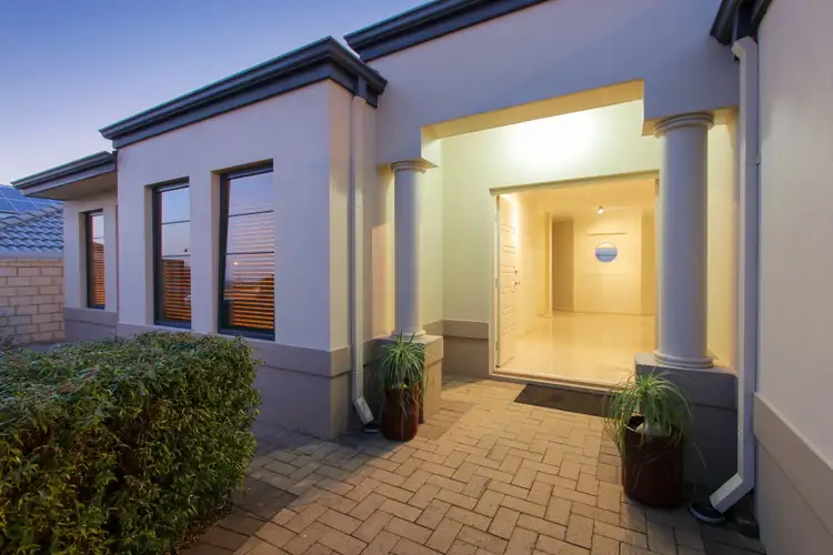 Second view of Homely house listing, 8 Ray Gardiner Vista, Tapping WA 6065