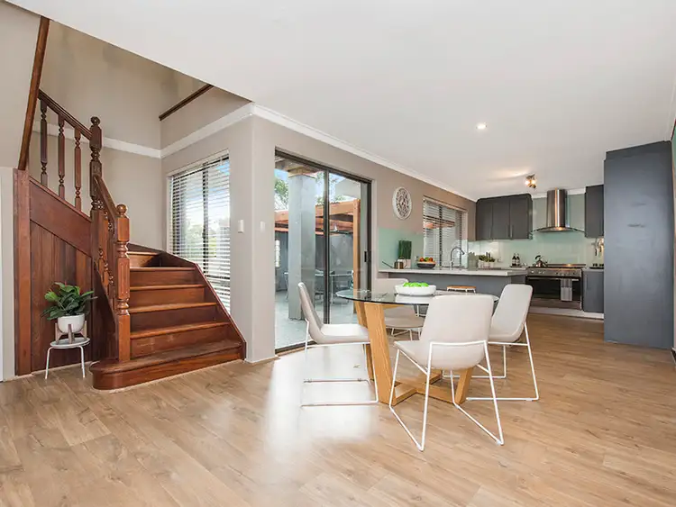 Second view of Homely house listing, 7 Elgin Court, Duncraig WA 6023