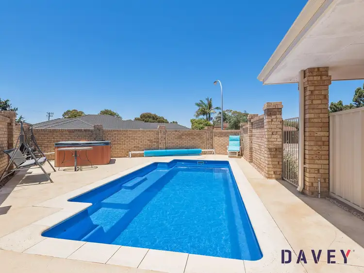 Fifth view of Homely house listing, 4 Wallace Court, Duncraig WA 6023