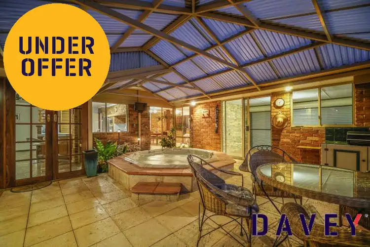 18 Santa Way, Wanneroo WA 6065