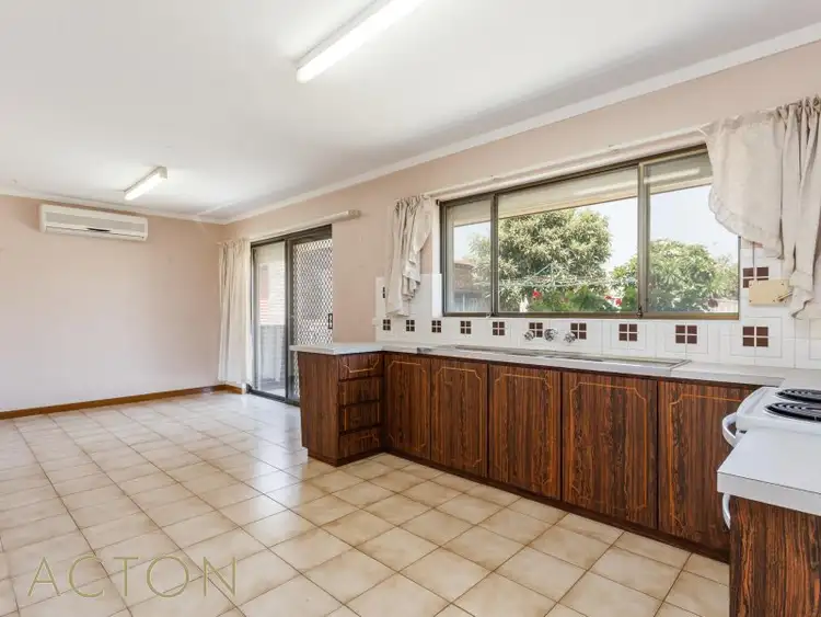 Fourth view of Homely house listing, 3 Emba Place, Spearwood WA 6163