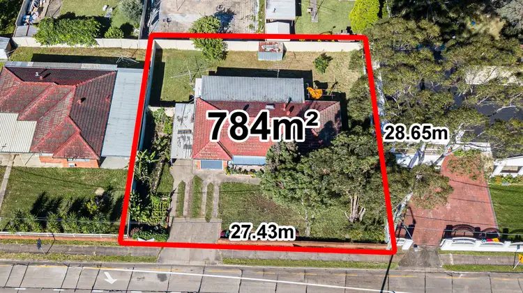 52 Palmerston Road, Fairfield West NSW 2165