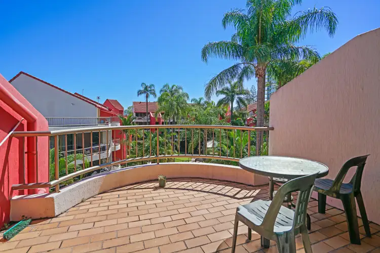62 & 62a/38 Enderley Avenue, Surfers Paradise QLD 4217