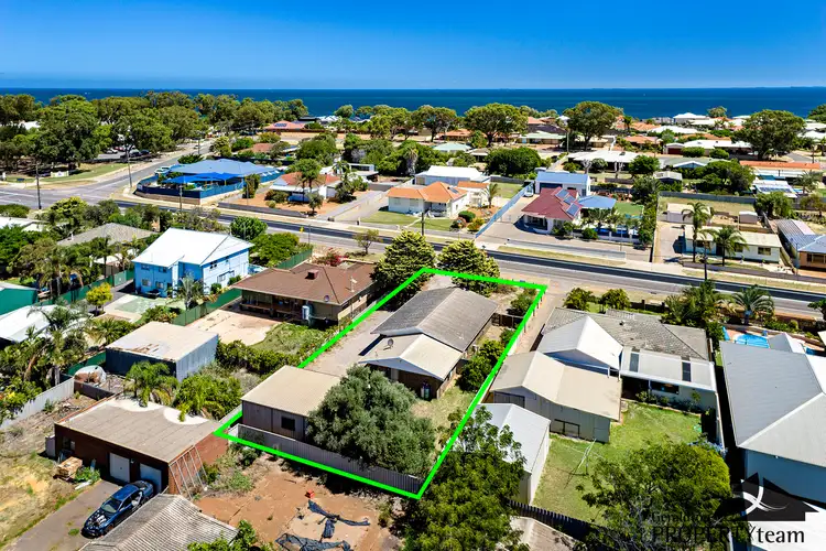 Fifth view of Homely house listing, 422 A & B Chapman Road, Bluff Point WA 6530