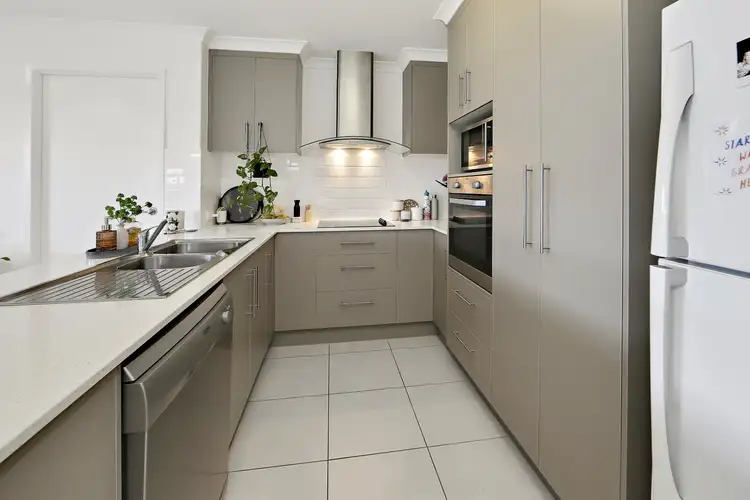 Fourth view of Homely unit listing, 7/4 The Pines, Millbank QLD 4670