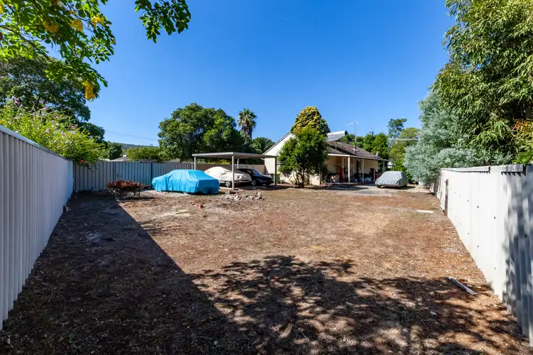21 Stepney Road, Armadale WA 6112
