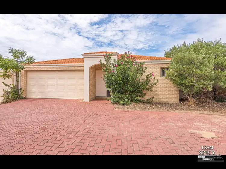 3/11 Longhurst Way, Queens Park WA 6107