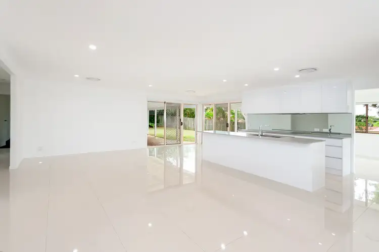 5 Goulburn Court, Helensvale QLD 4212