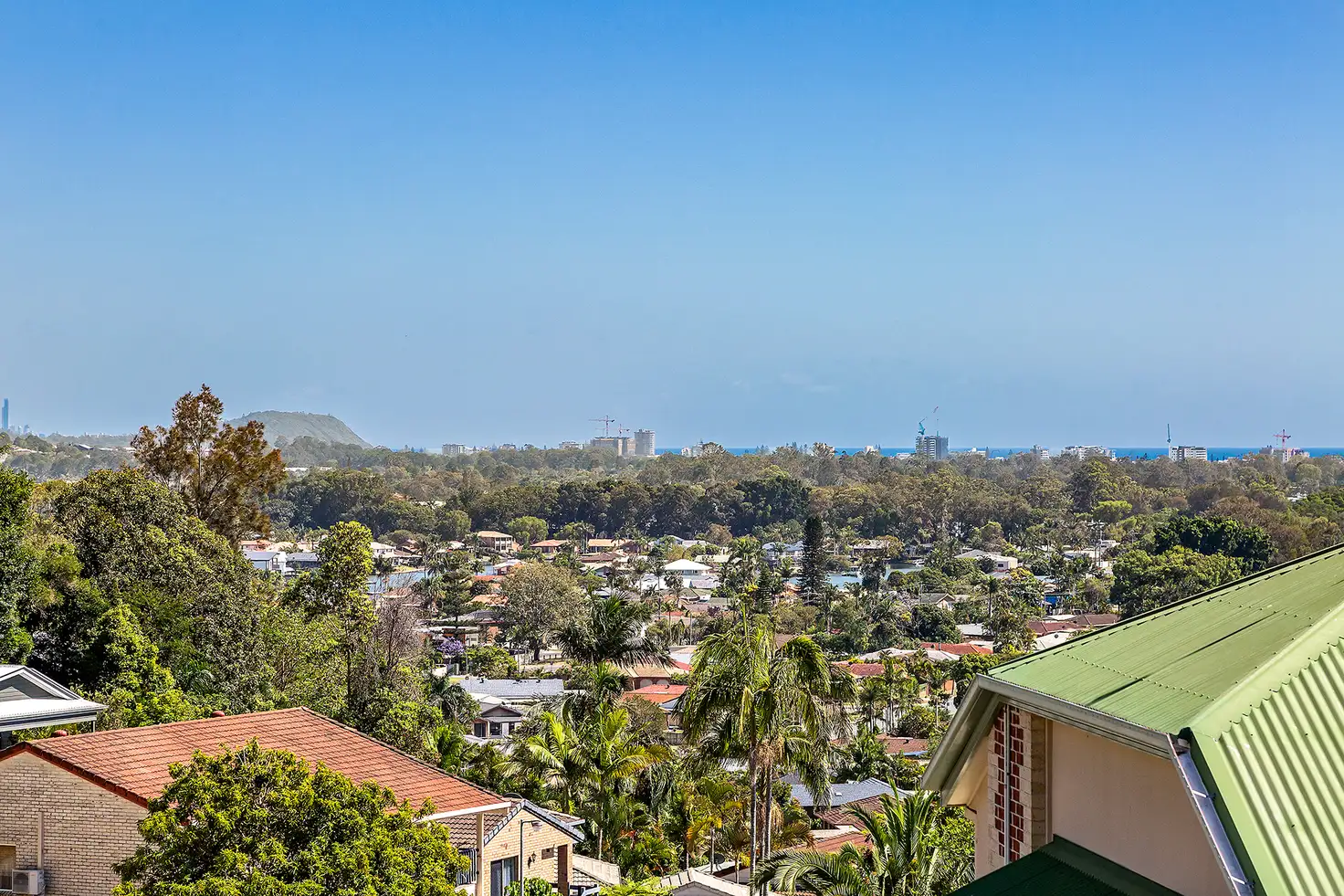 Main view of Homely townhouse listing, 17/19 Sellin Place, Currumbin Waters QLD 4223