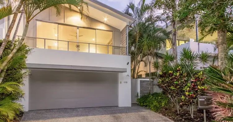 2/110 Slatyer Avenue, Bundall QLD 4217