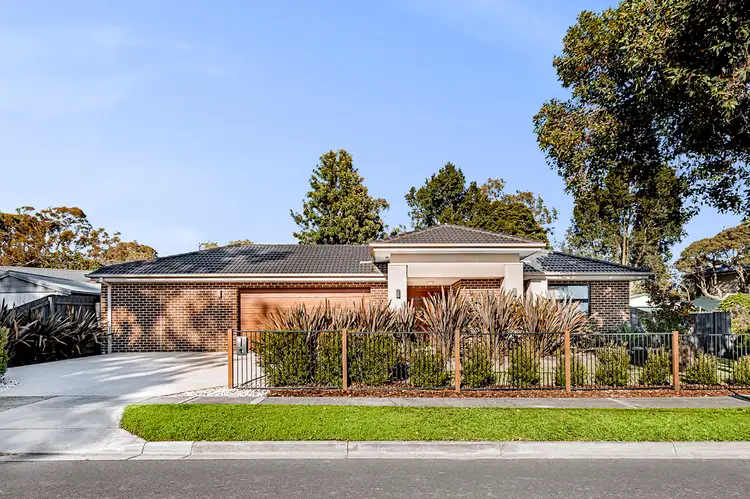124 Kathryn Road, Knoxfield VIC 3180