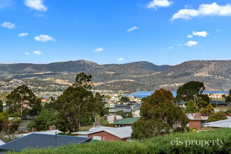 10 Bradfield Street