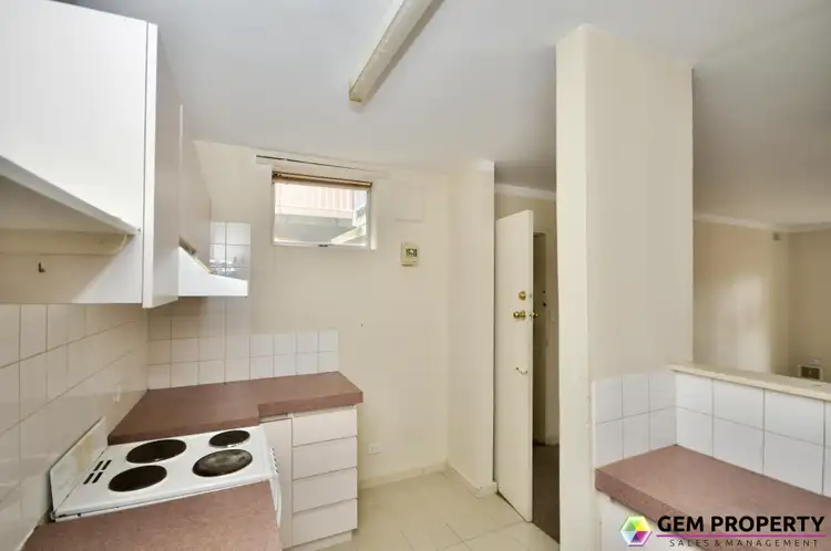 Fifth view of Homely unit listing, 3/2 Pengilly Road, Orelia WA 6167
