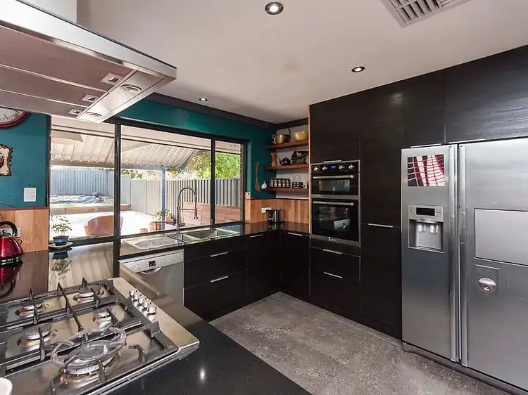 Second view of Homely house listing, 8 Ivanhoe Crescent, Falcon WA 6210