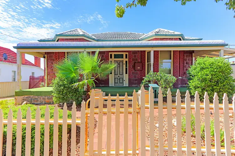 47 Gordon St, Northam WA 6401