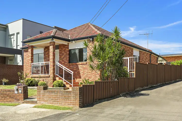 23 Kenyon Rd, Bexley NSW 2207