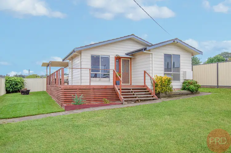 11 Oxford Street, Greta NSW 2334
