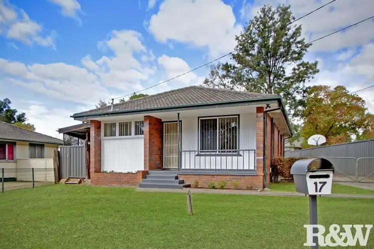 17 & 17A Forrester Road, Lethbridge Park NSW 2770