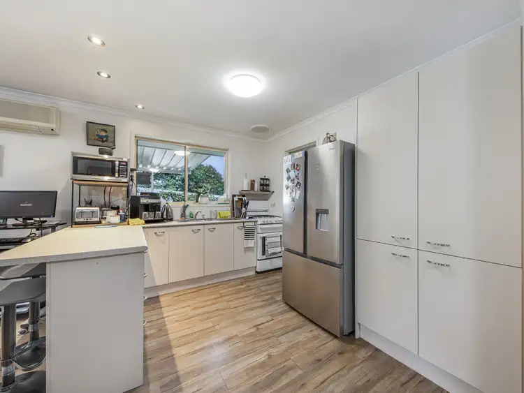Second view of Homely unit listing, 3/1 Alison Court, Wodonga VIC 3690
