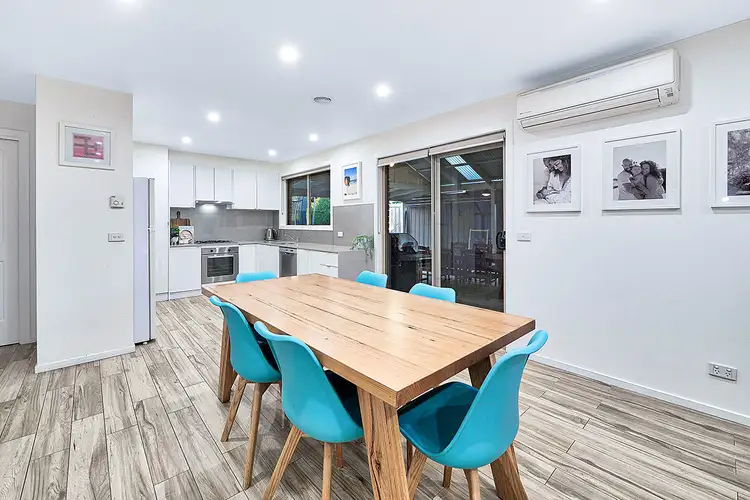 8 Faith Court, Cranbourne West VIC 3977