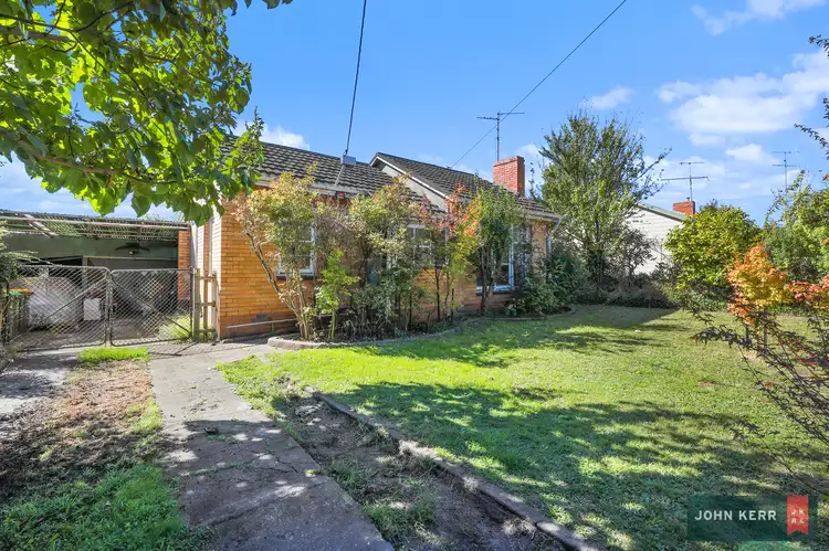 36 Vale Street, Moe VIC 3825