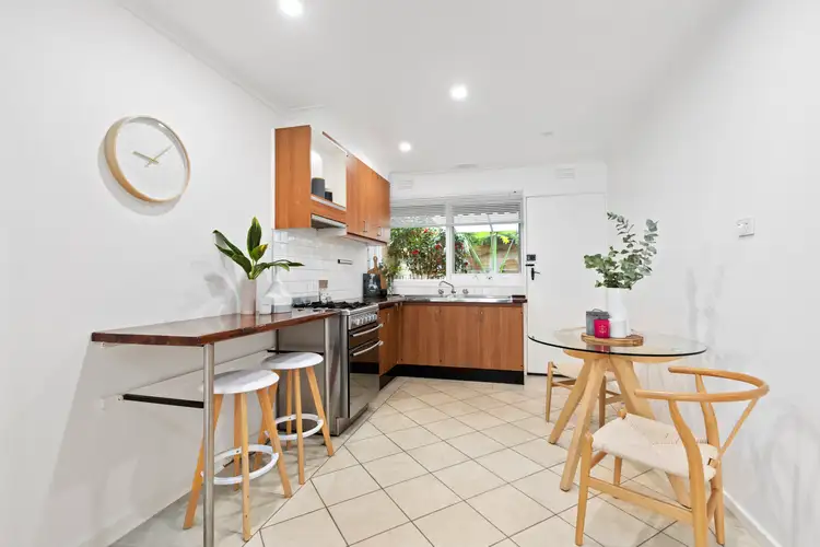 Third view of Homely unit listing, 2/204 Warrigal Road, Cheltenham VIC 3192