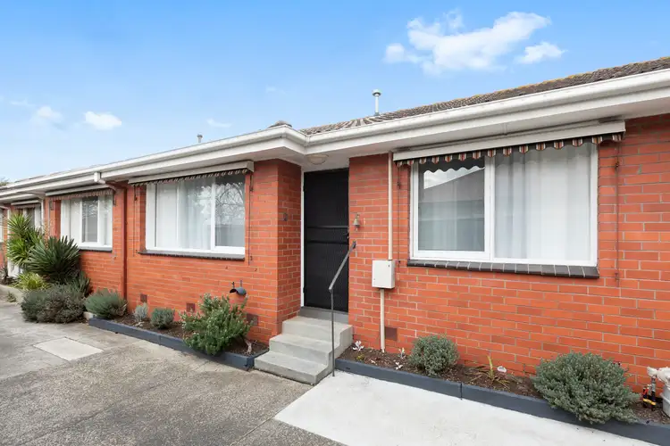 Fourth view of Homely unit listing, 2/204 Warrigal Road, Cheltenham VIC 3192