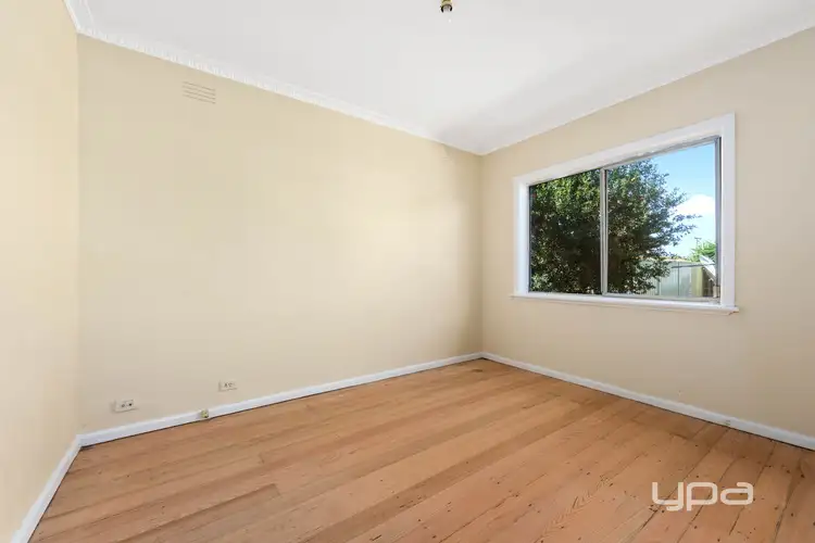 Seventh view of Homely house listing, 15 Halesworth Street, St Albans VIC 3021