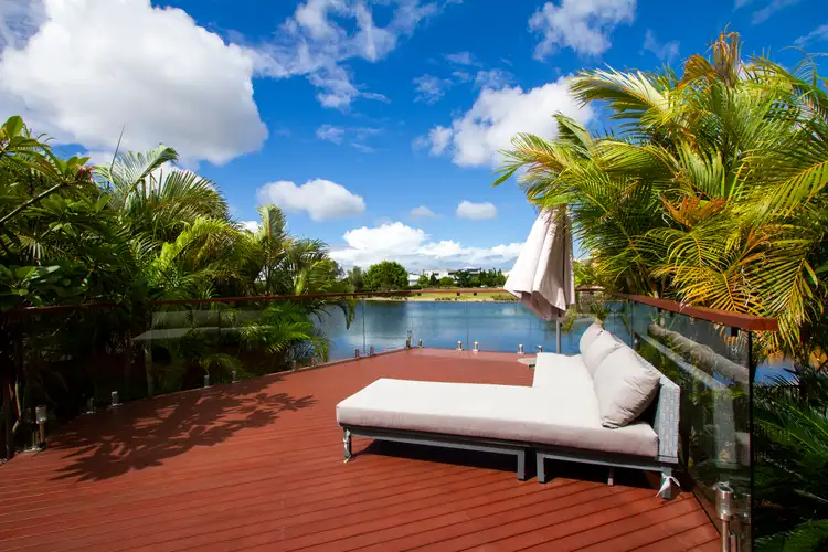 13 Azure Way, Hope Island QLD 4212