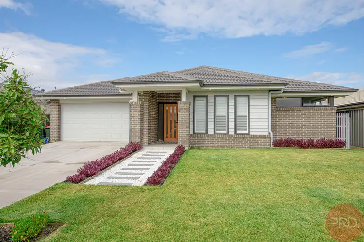21 Centrefield Street, Rutherford NSW 2320