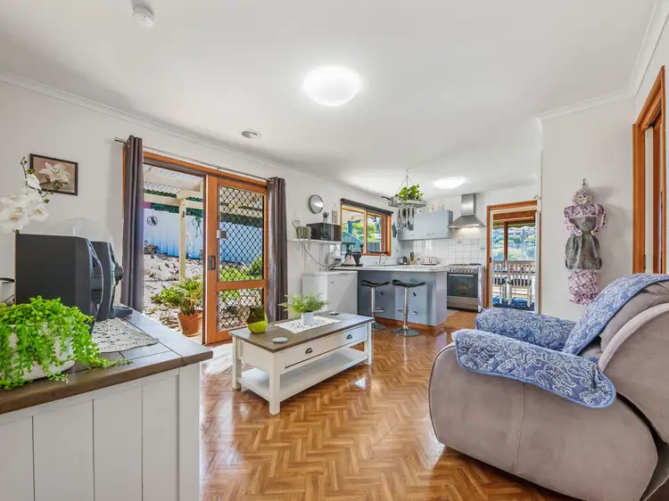 Third view of Homely house listing, 3 Mary Court, Lavington NSW 2641