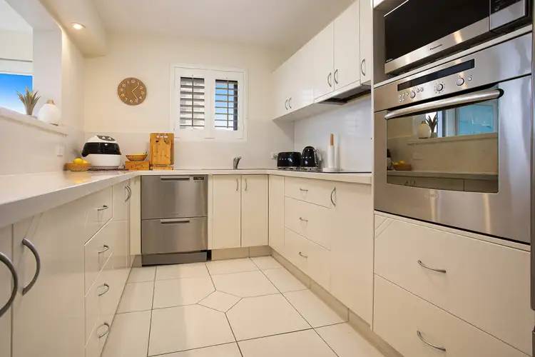 Fourth view of Homely apartment listing, 6/7 Britannia Avenue, Broadbeach QLD 4218