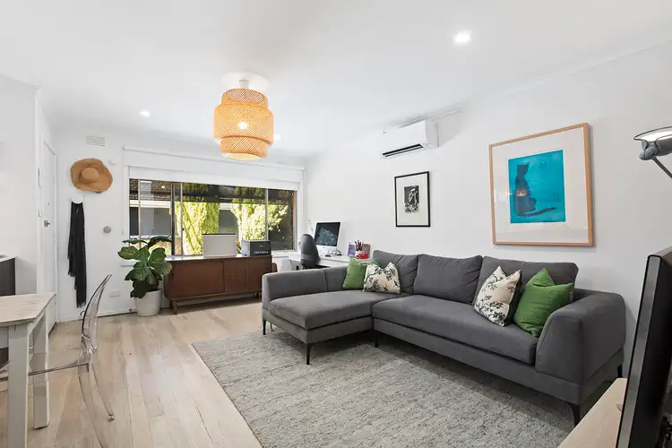Main view of Homely unit listing, 17/109 Weatherall Road, Cheltenham VIC 3192
