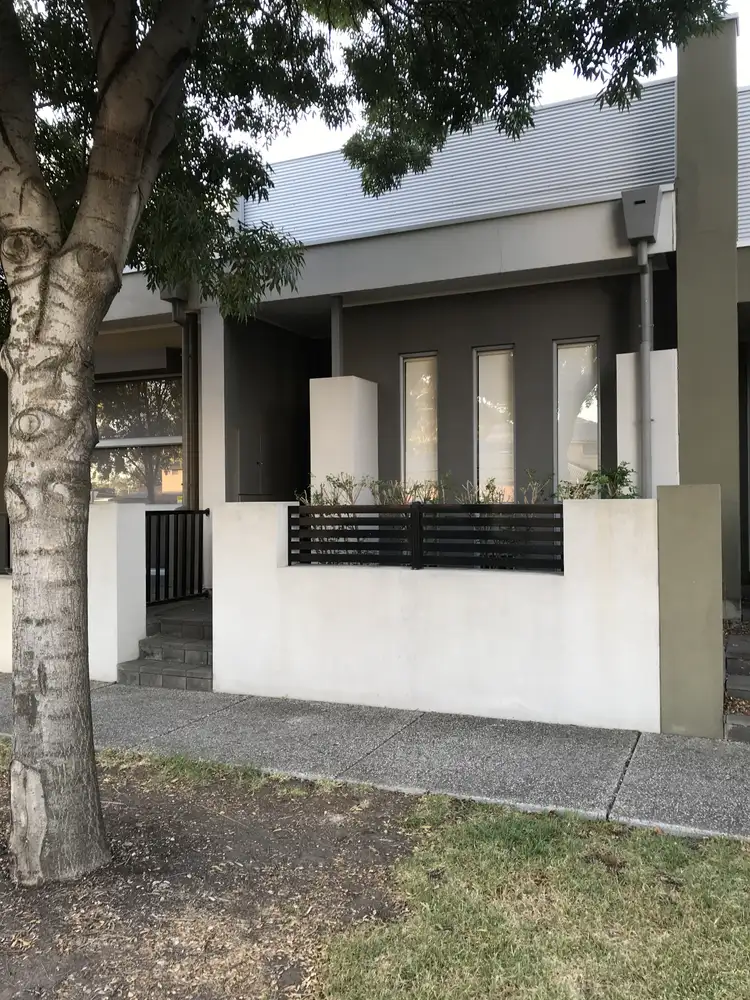 13 Cornet Lane