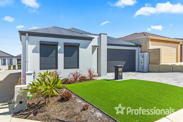 Second view of Homely house listing, 4/30 Willespie Drive, Pearsall WA 6065