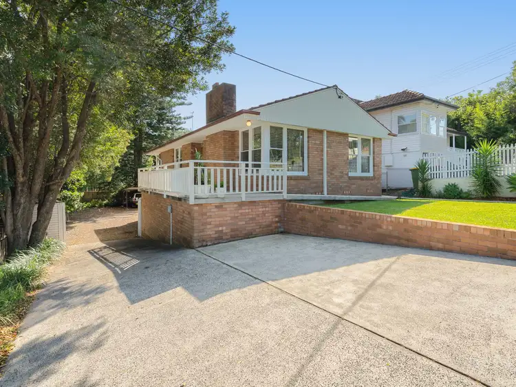 35 Henry Parry Drive, East Gosford NSW 2250