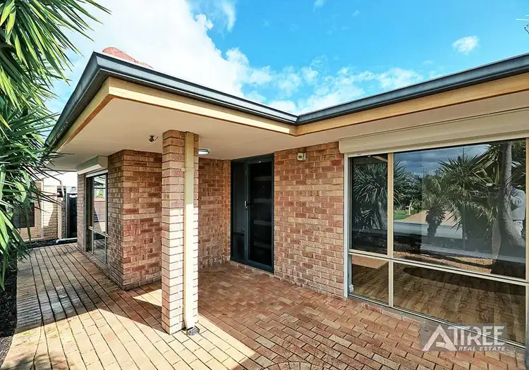 Sixth view of Homely house listing, 10 Consulate Court, Thornlie WA 6108