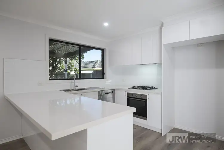 Fifth view of Homely house listing, 15 Farnborough Way, Berwick VIC 3806