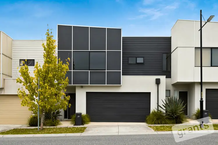Main view of Homely townhouse listing, 21 Curran Drive, Officer VIC 3809