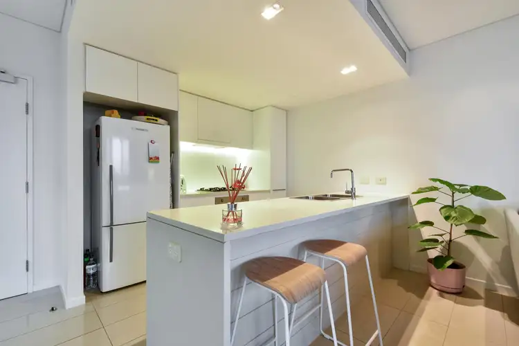 Fifth view of Homely apartment listing, 5506/5 Anchorage Court, Darwin City NT 800