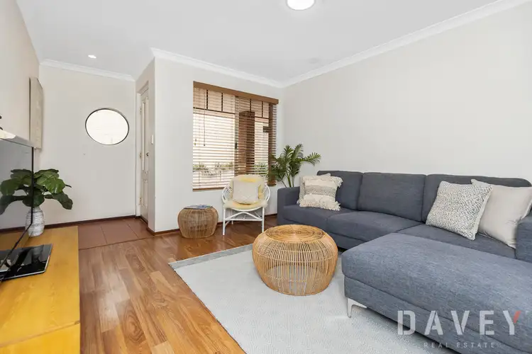 Fifth view of Homely house listing, 2/6 Quin Place, Innaloo WA 6018
