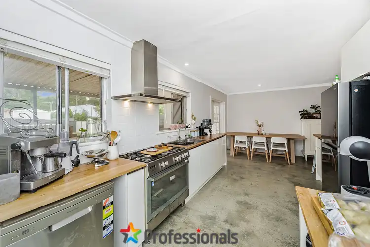 88 Wyeree Road, Mandurah WA 6210