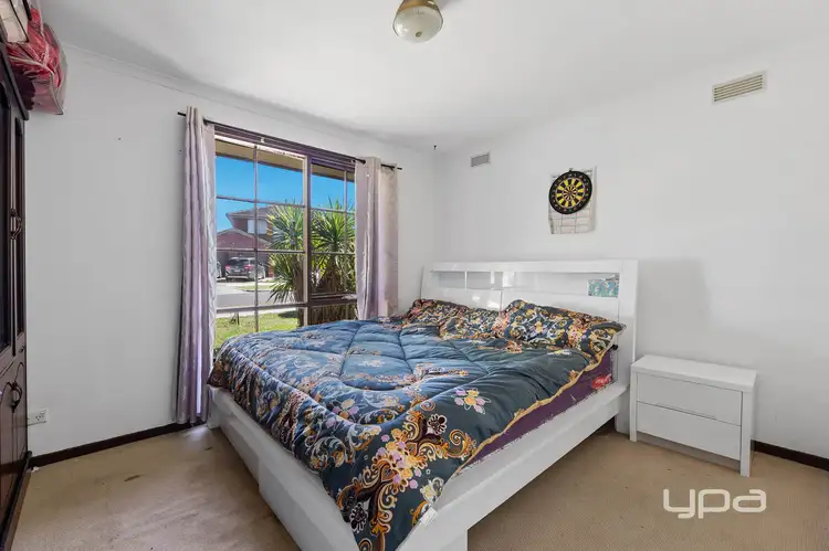 Fifth view of Homely house listing, 103 Fairfax Circuit, Albanvale VIC 3021