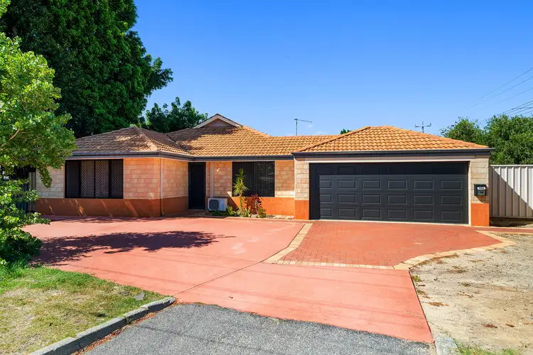 11 Lamb Street, Bassendean WA 6054