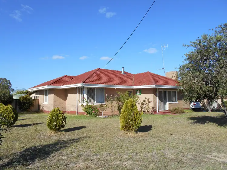 12 Todd Street, Katanning WA 6317