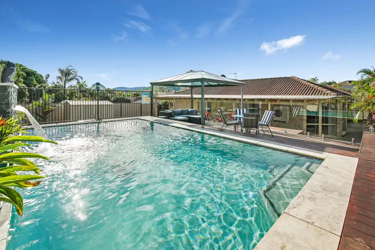 27 Maui Crescent, Oxenford QLD 4210