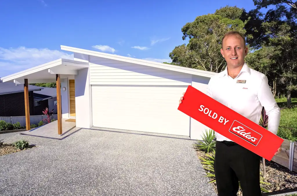 Main view of Homely villa listing, 1 / 15 Narran Close, Forster NSW 2428